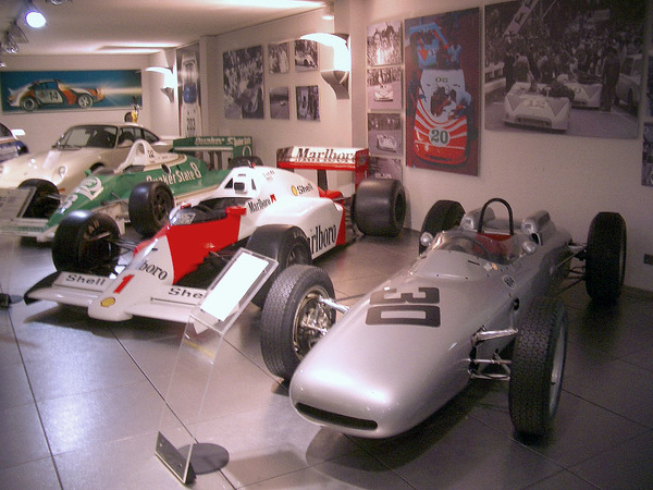 i-136.jpg