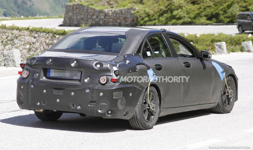 2015-mercedes-benz-c-class-spy-shots_100394614_l.jpg