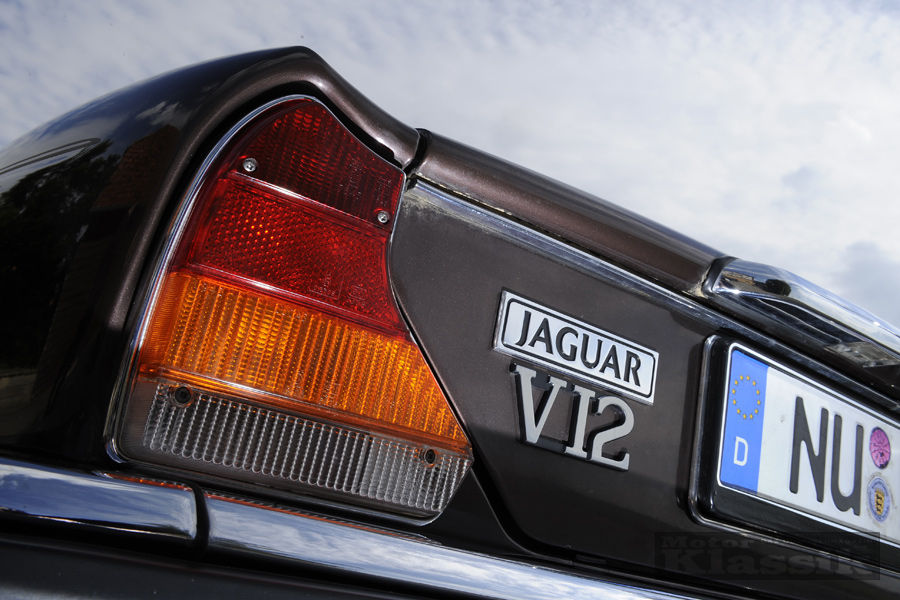 Jaguar-Sovereign-V12--XJ12--Serie-III---1986-r900x600-C-86fb1ef7-258863.jpg