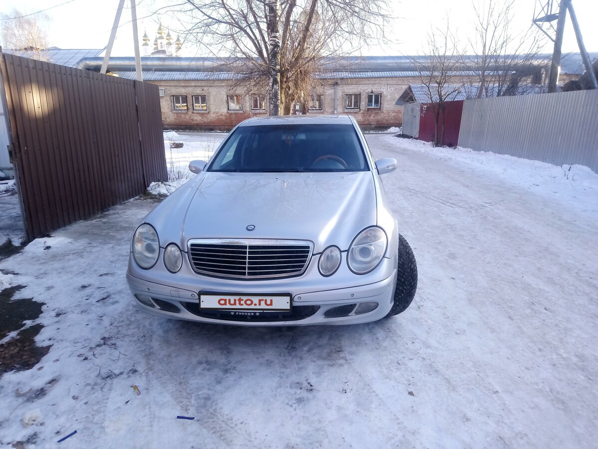 2003 Mercedes-Benz E-Класс  III (W211, S211) 220, серебристый, 470000 рублей